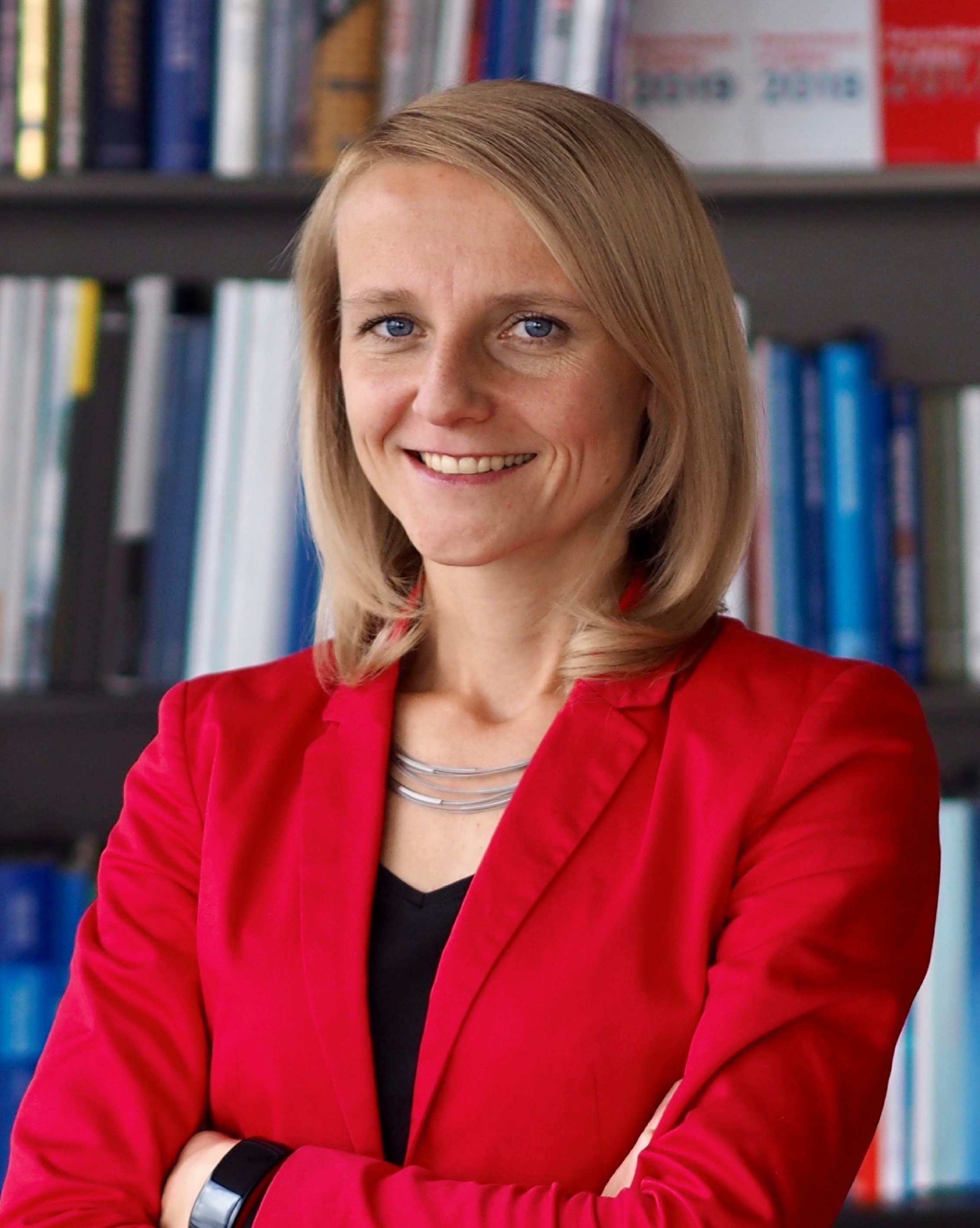 Prof. Dr. Agnieszka Gehringer -