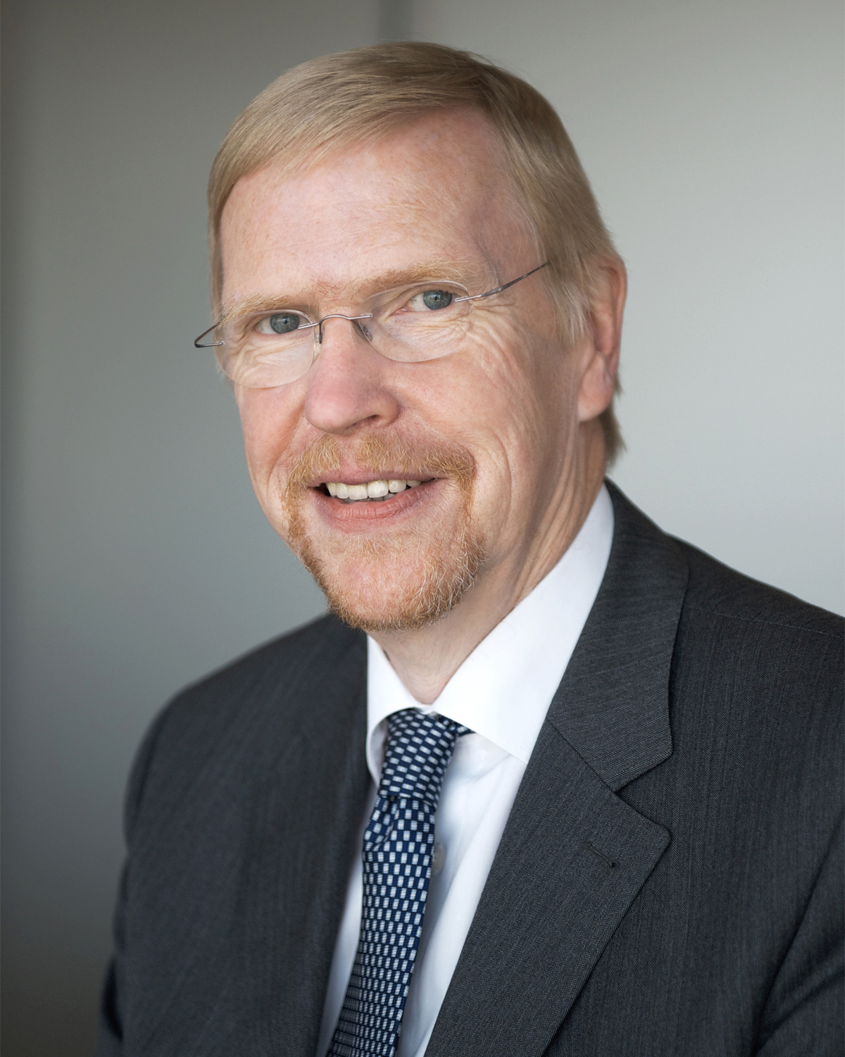 Prof. Dr. Thomas Mayer -